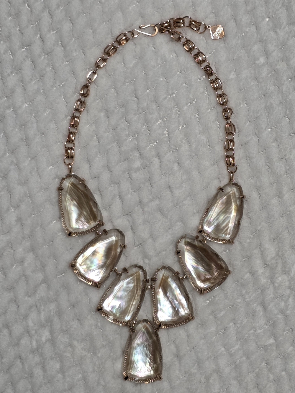 Kendra Scott Iridescent Mother-of-Pearl Rose Gold Harlow Statement Necklace